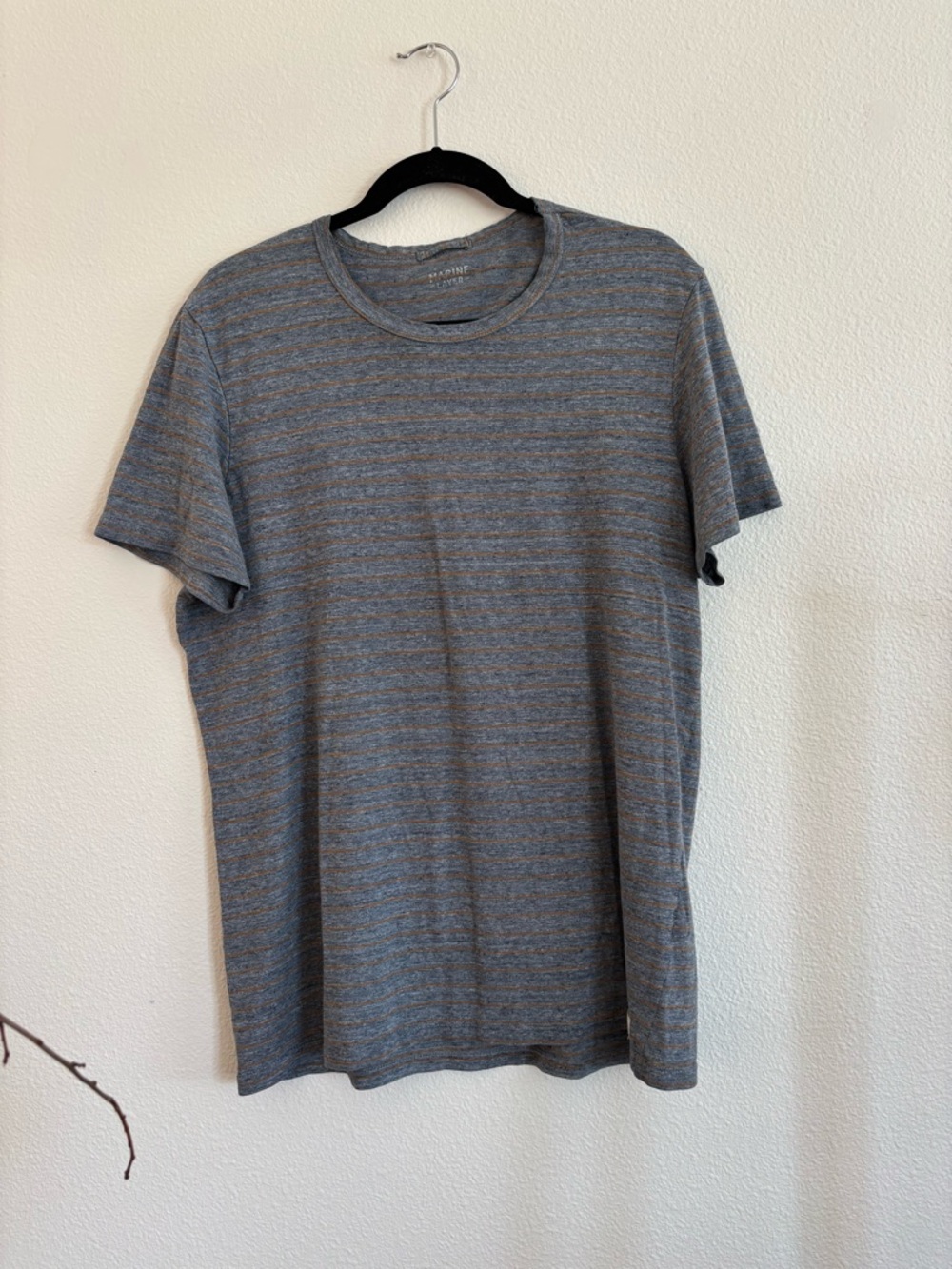 marine layer crewneck shirt size M/L